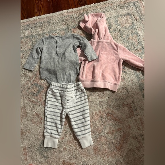 Carters 6 month girls outfit - Picture 5 of 6